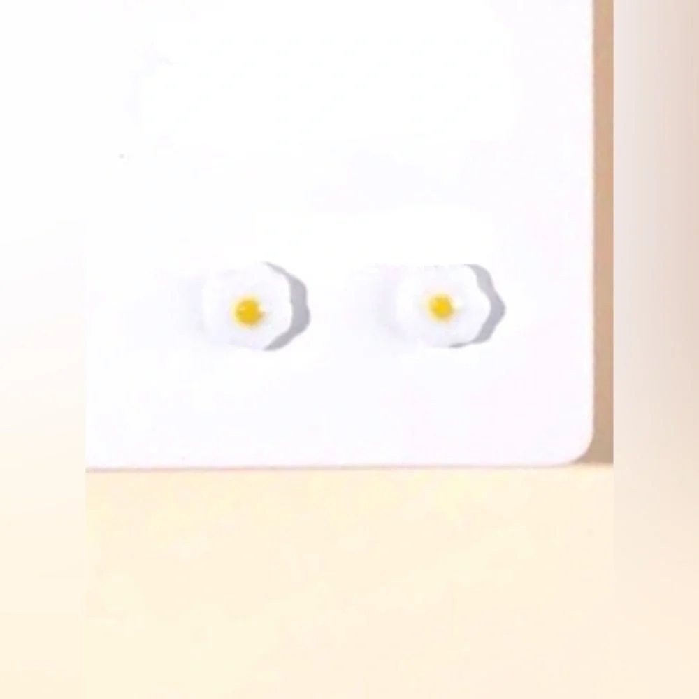 “Fried Egg” Scrambled Poached Soft Boiled Over Easy Omelet Breakfast Cutesy Stud